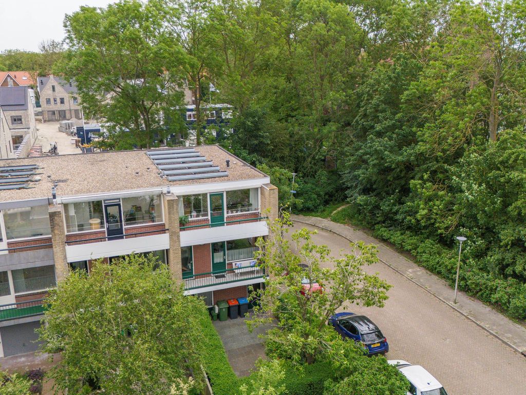 Mgr Smitstraat 42, BRIELLE