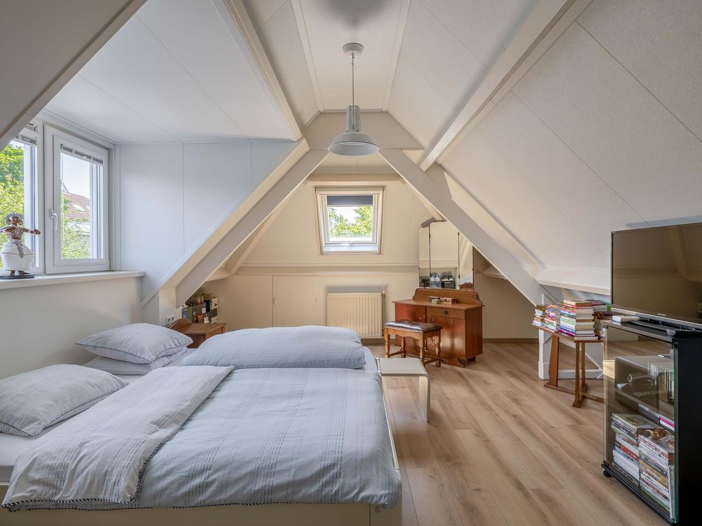 Krammer 47, BRIELLE