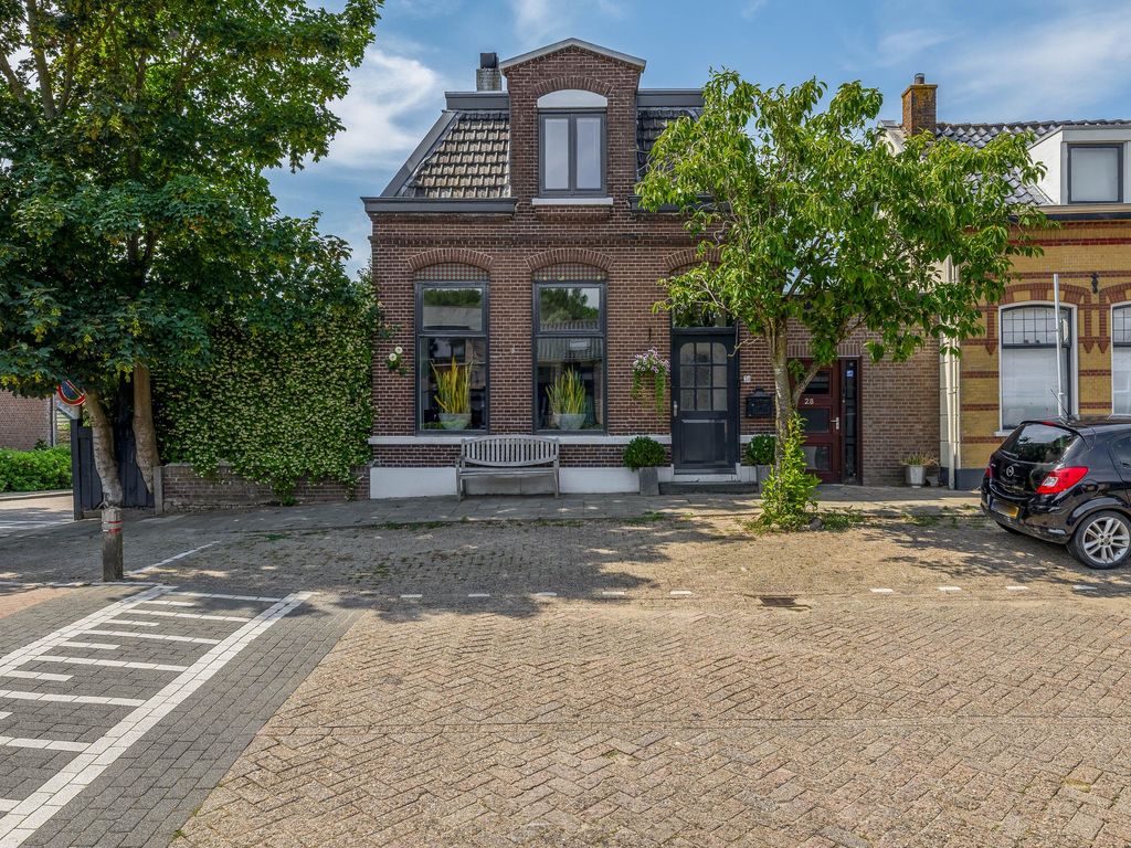 Henry Fordstraat 30, ZWARTEWAAL