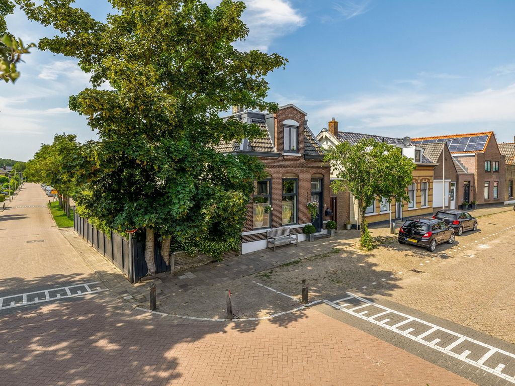 Henry Fordstraat 30, ZWARTEWAAL