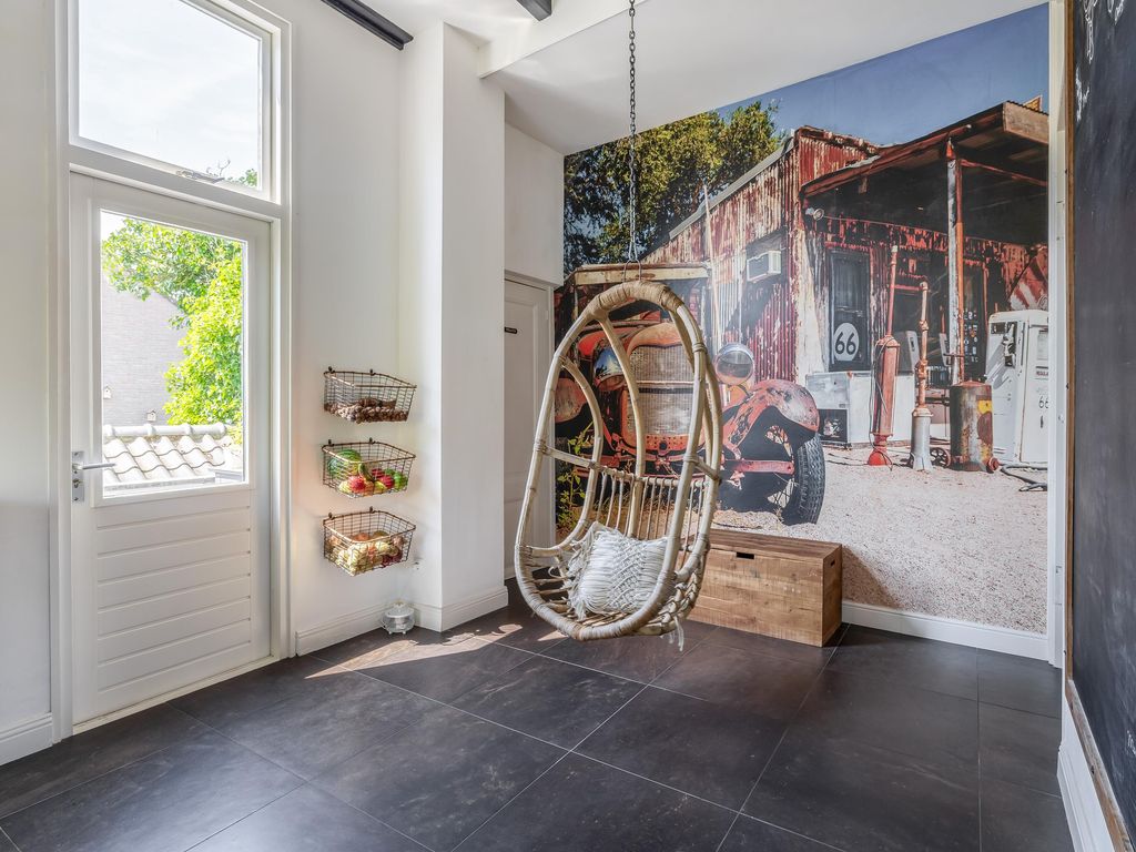Henry Fordstraat 30, ZWARTEWAAL