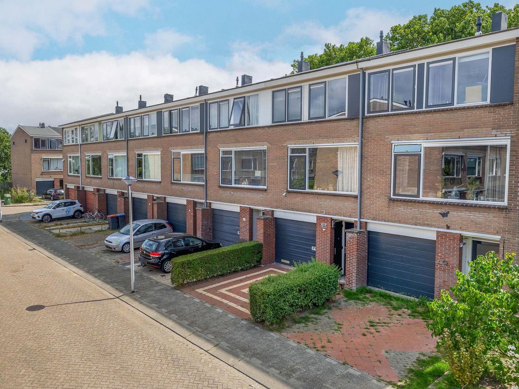 Brigantijn 69, BRIELLE