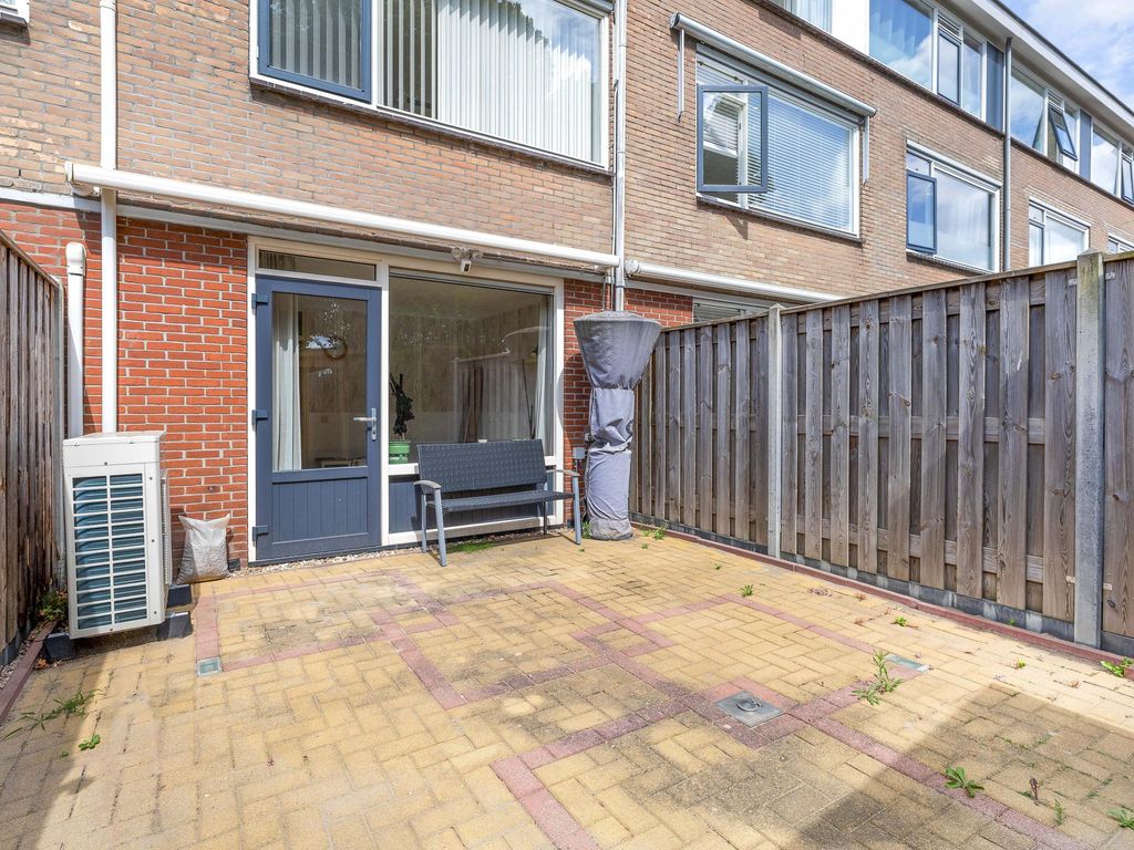 Brigantijn 69, BRIELLE