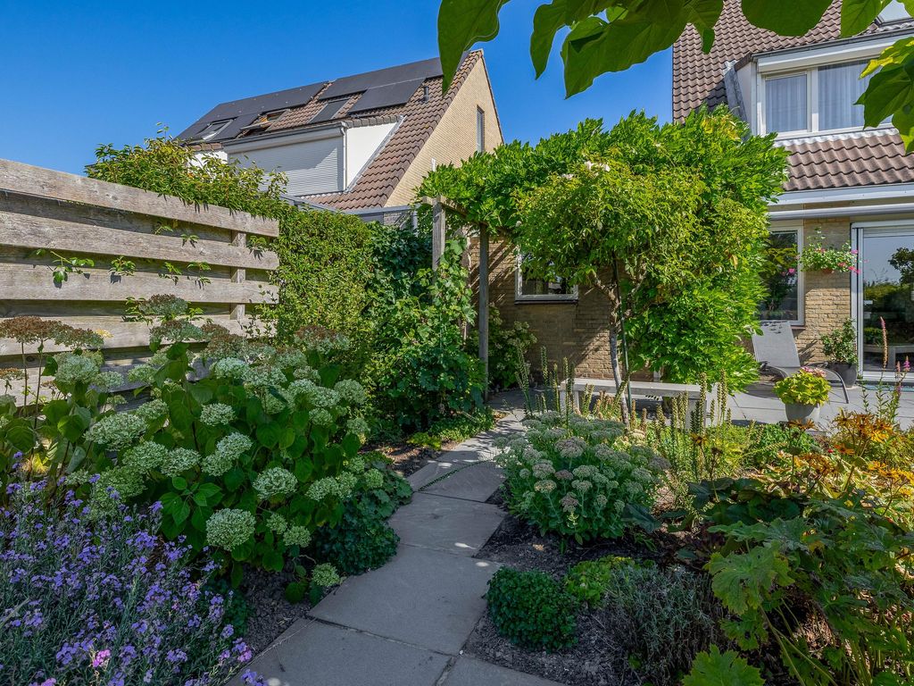 Deel 43, BRIELLE