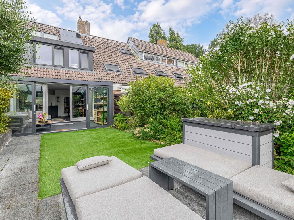 Stoep 22, BRIELLE