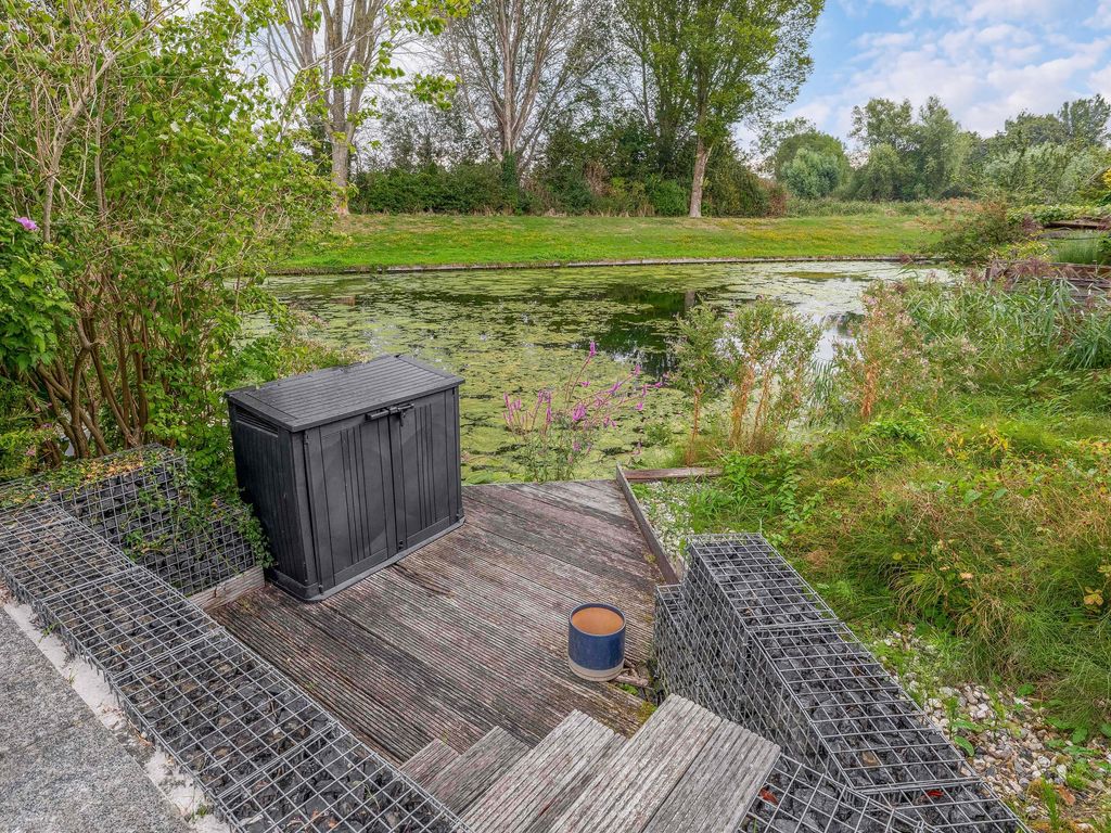 Stoep 22, BRIELLE