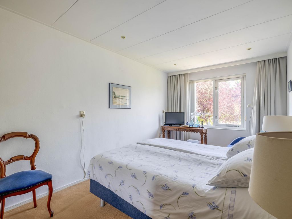Dissel 29, BRIELLE