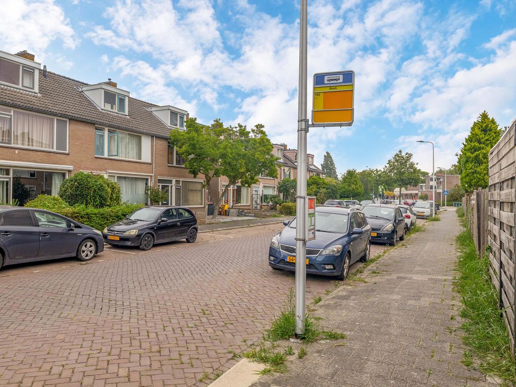 Karveel 1, BRIELLE