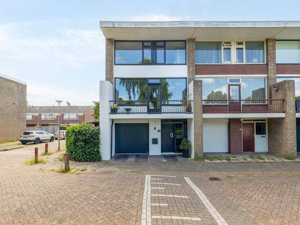 Frank van Borselenstraat 29, BRIELLE