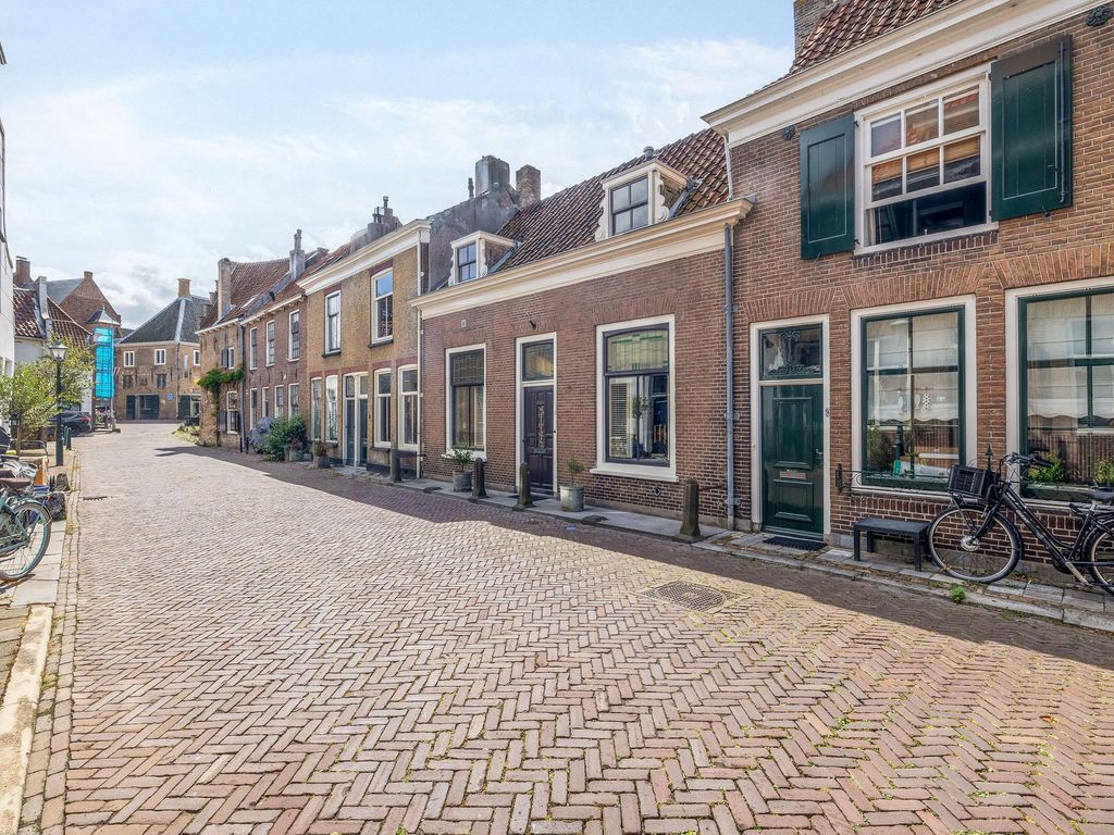 Langestraat 7, BRIELLE