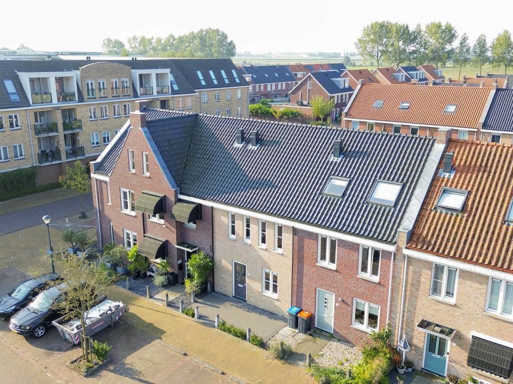 Magistraat 6, BRIELLE