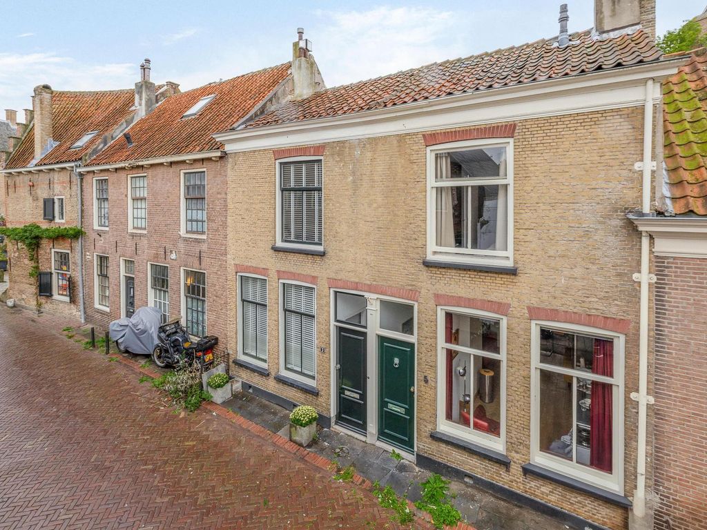 Langestraat 3, BRIELLE