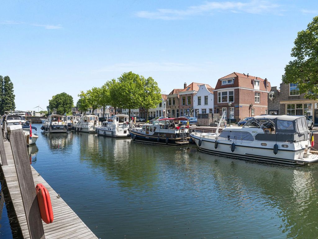Maarland Zuidzijde 11, BRIELLE
