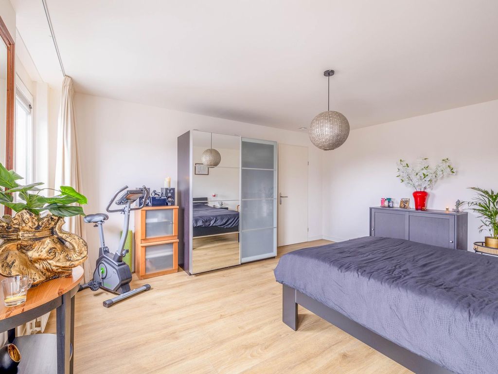 Honte 102, BRIELLE