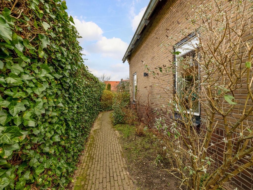 Bosweg 21, OOSTVOORNE