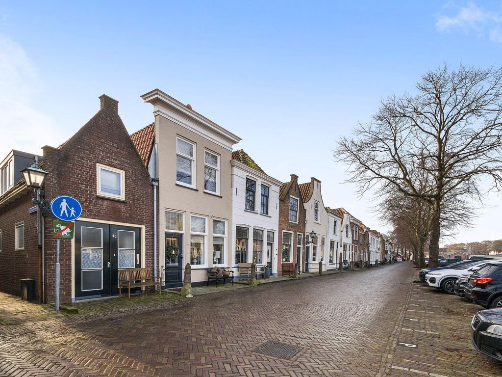 Maarland Zuidzijde 48, BRIELLE