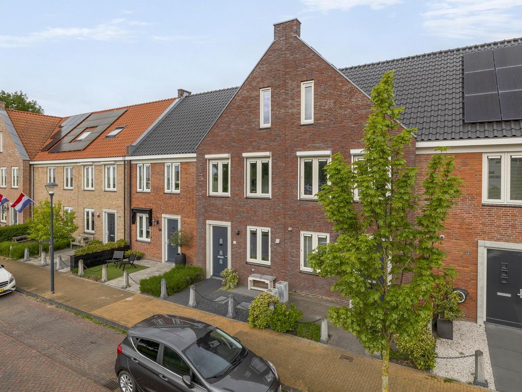 Pensionaris 12, BRIELLE