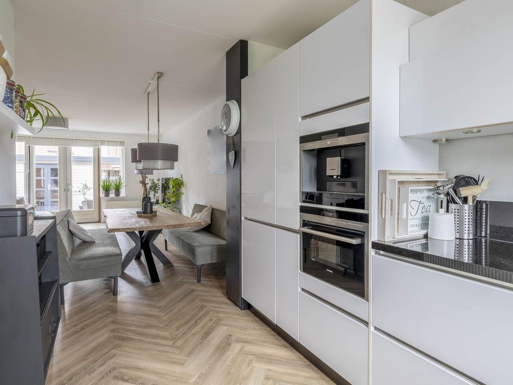 Pensionaris 12, BRIELLE
