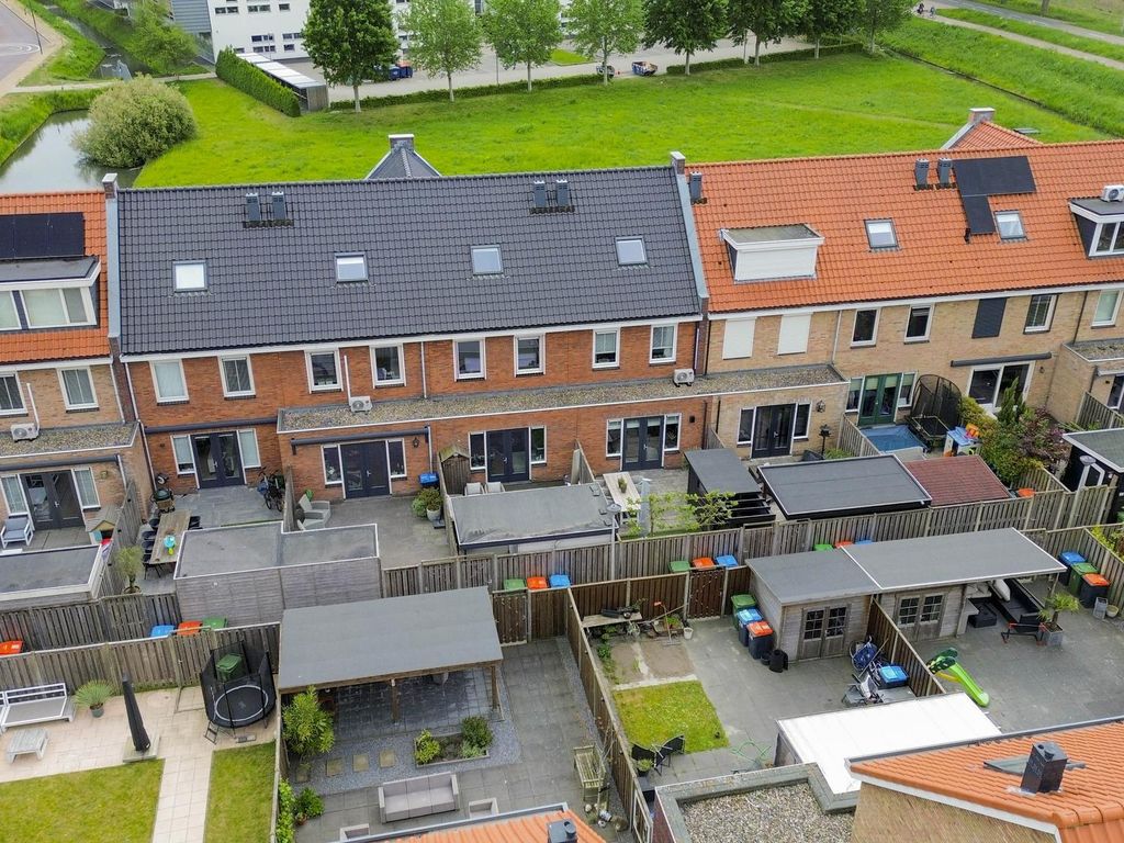 Pensionaris 12, BRIELLE
