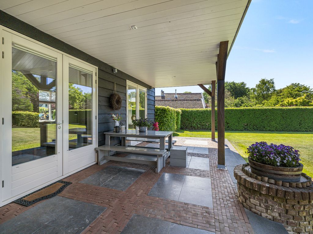 Heveringseweg 64, OOSTVOORNE
