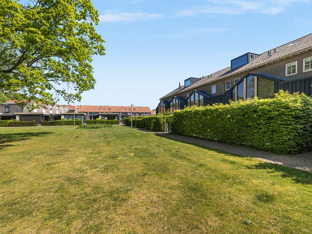 Burg H v Sleenstr 10, BRIELLE