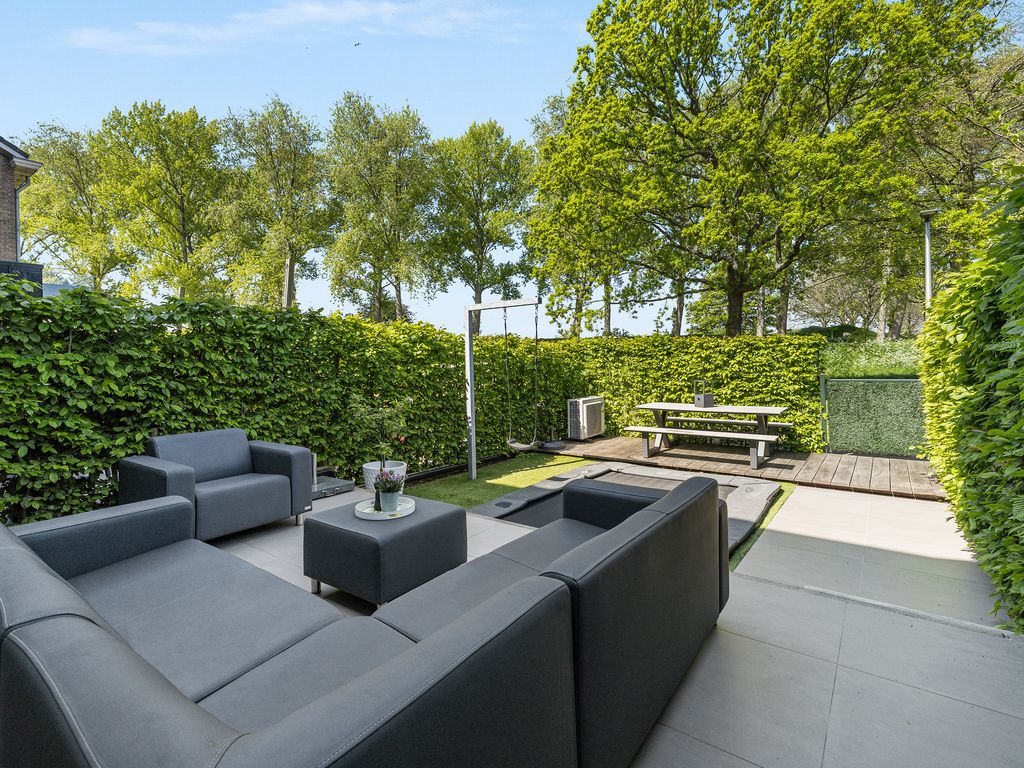 Burg H v Sleenstr 10, BRIELLE