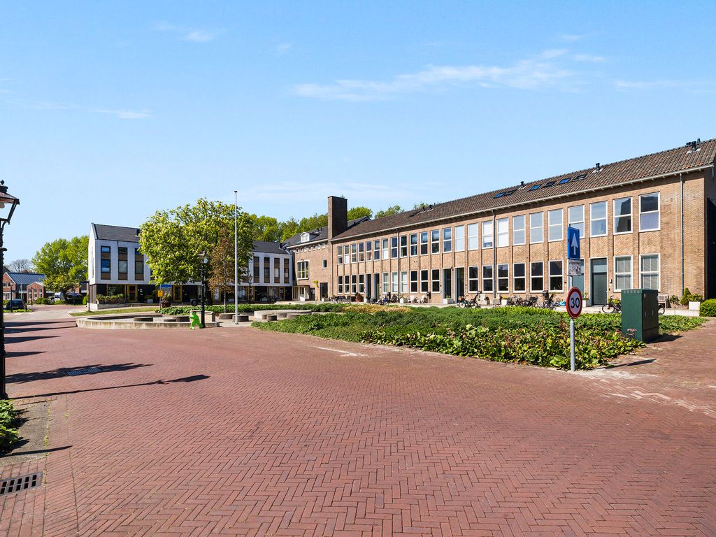 Burg H v Sleenstr 10, BRIELLE