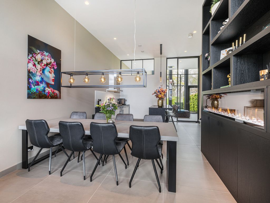 Burg H v Sleenstr 10, BRIELLE