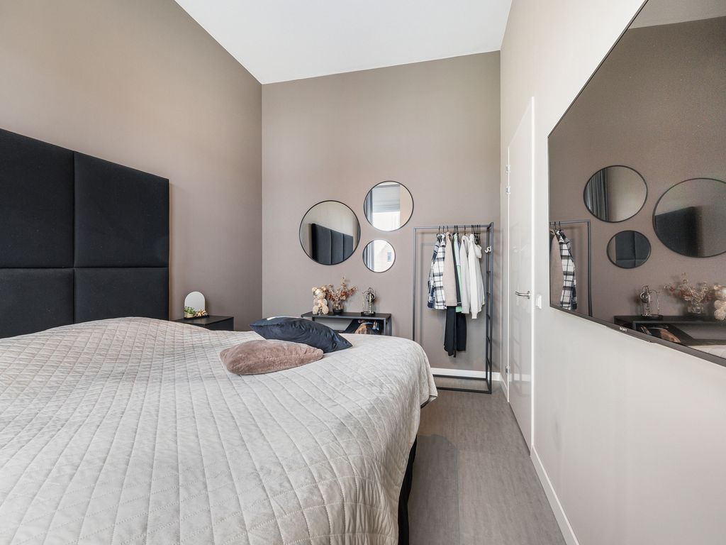 Burg H v Sleenstr 10, BRIELLE