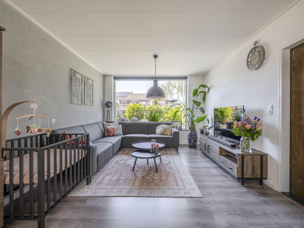 Alexander Verhuellstraat 83, BRIELLE