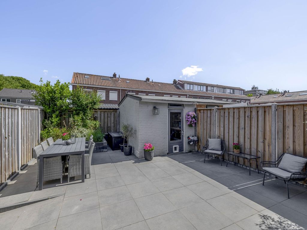 Alexander Verhuellstraat 83, BRIELLE