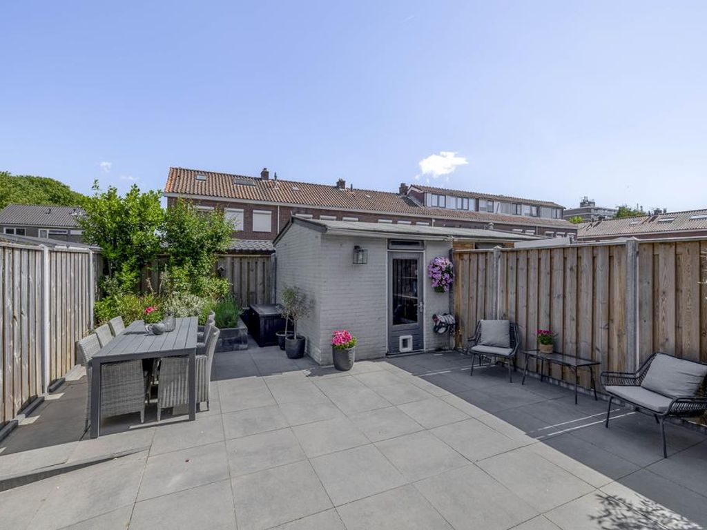 Alexander Verhuellstraat 83, BRIELLE