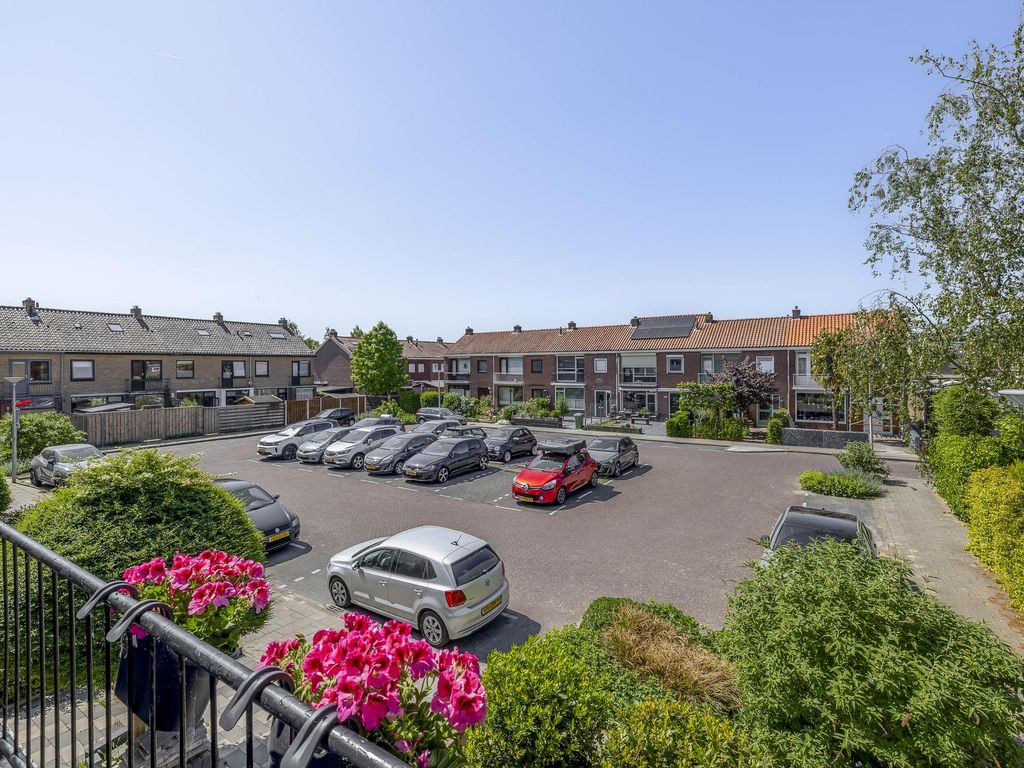 Alexander Verhuellstraat 83, BRIELLE