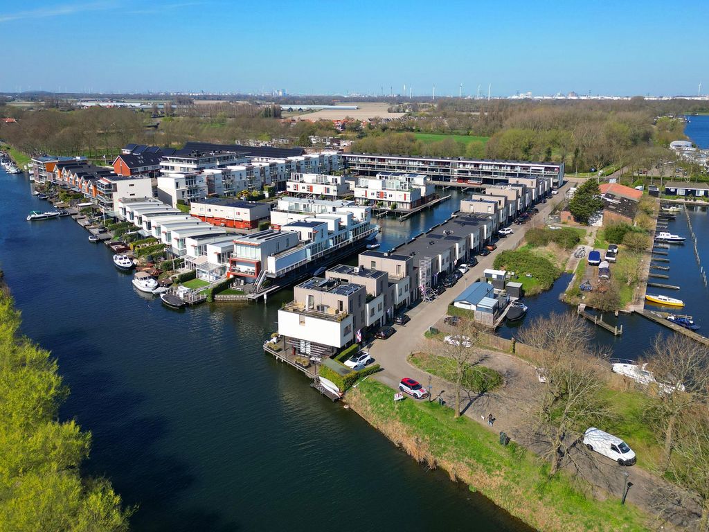 Veerweg 40, BRIELLE