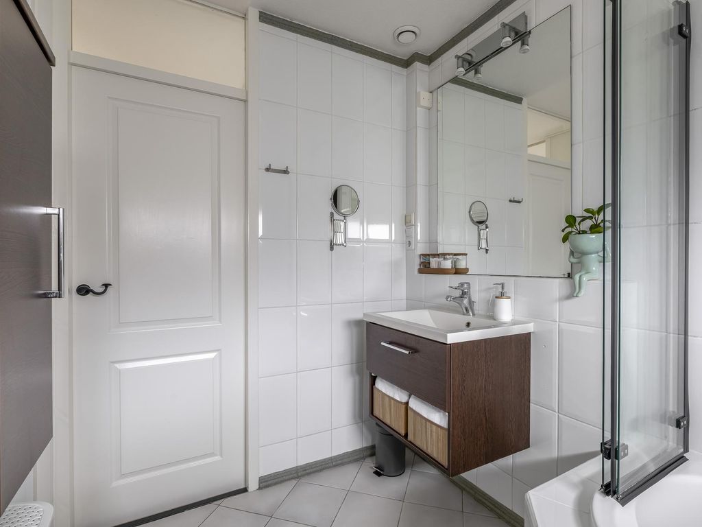 Lamoen 7, BRIELLE