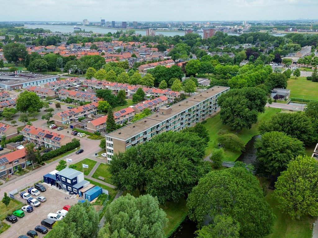 Ruysdaelstraat 153, ROZENBURG