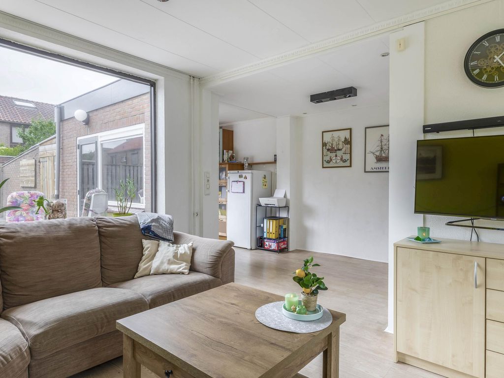 Beatrixplein 1, ZWARTEWAAL