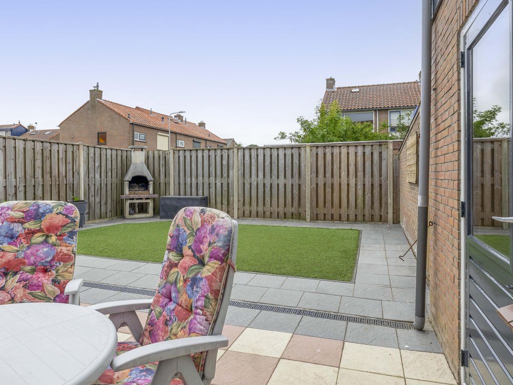 Beatrixplein 1, ZWARTEWAAL