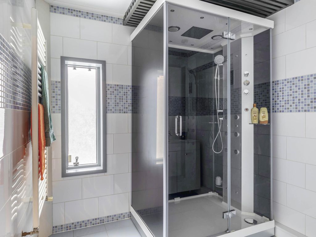 Beatrixplein 1, ZWARTEWAAL