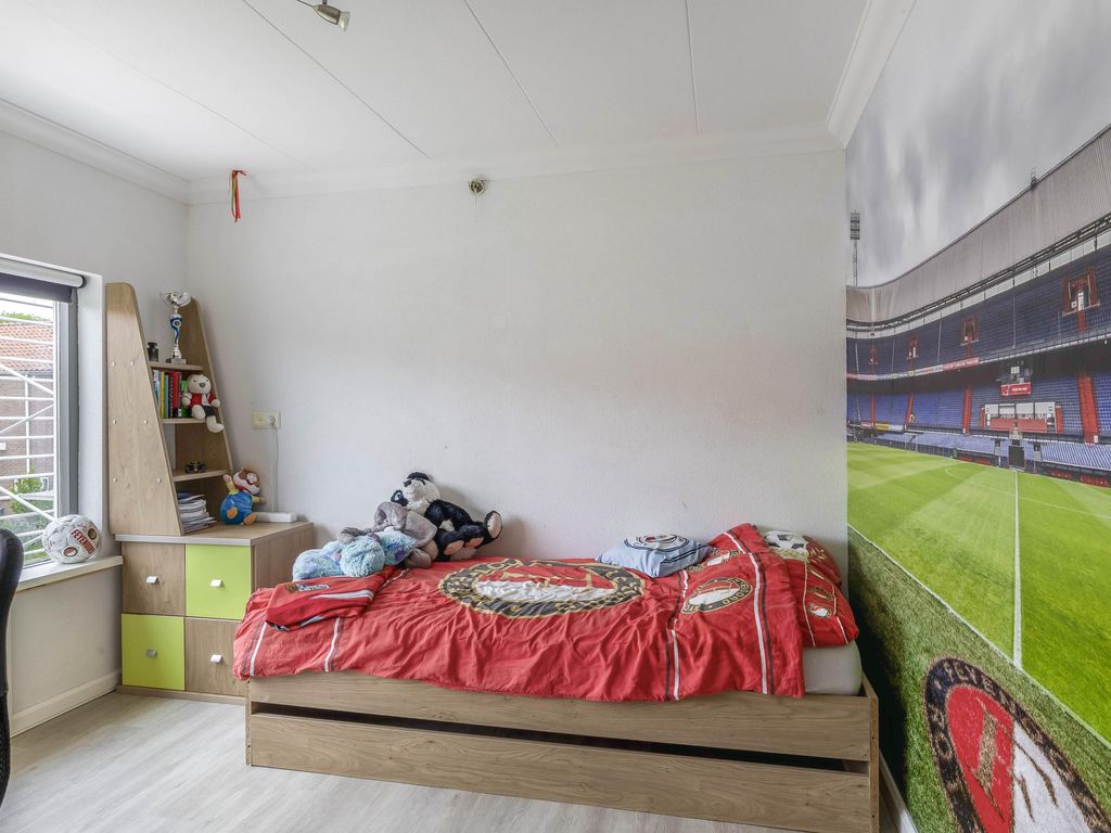 Beatrixplein 1, ZWARTEWAAL