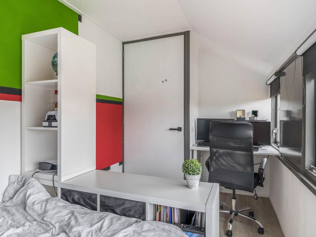 Beatrixplein 1, ZWARTEWAAL