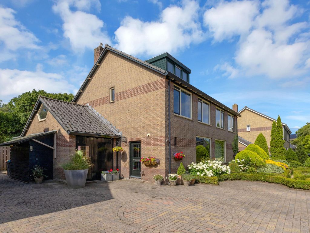 Hollemarestraat 23, ZWARTEWAAL