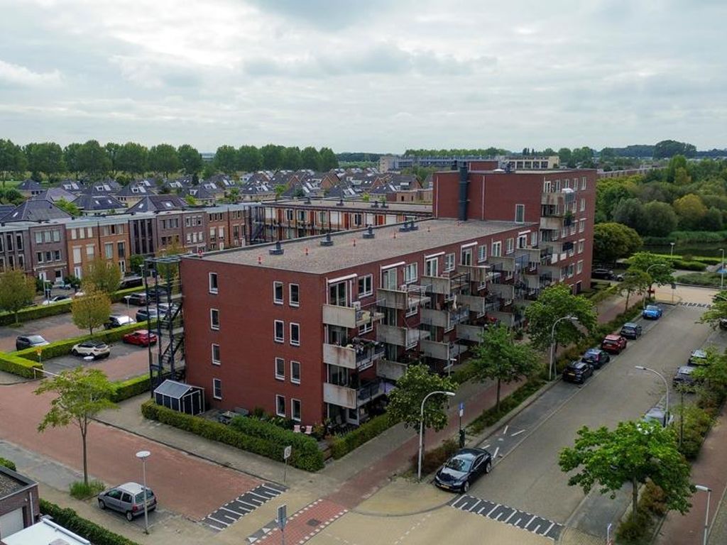 Maltaweide 325, HELLEVOETSLUIS