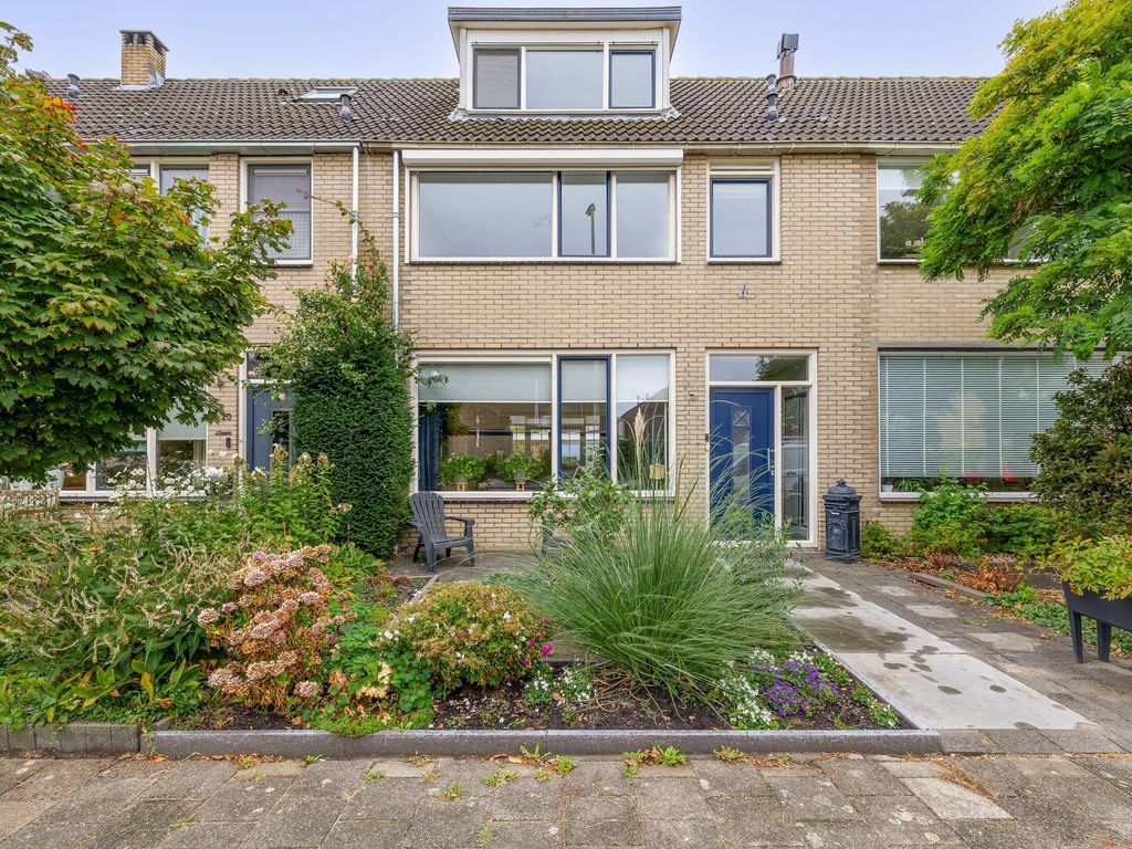 Reede 18, BRIELLE
