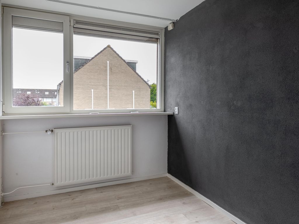Reede 18, BRIELLE