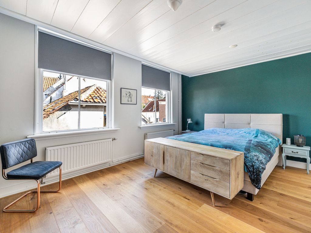 Wellerondom 5, BRIELLE