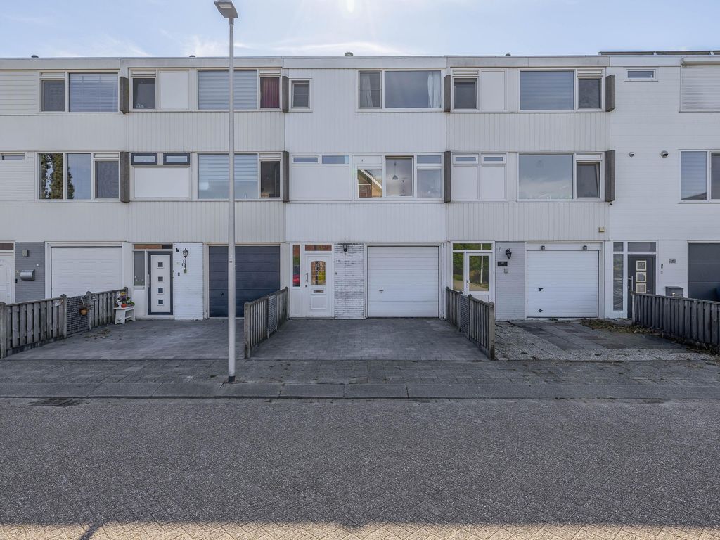 Fregat 39, BRIELLE