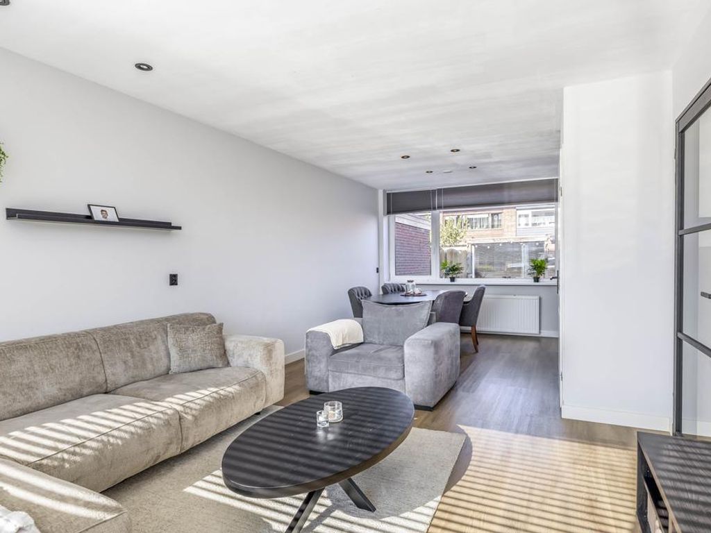 van der Fuyckstraat 84, BRIELLE