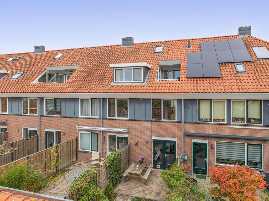 Warmoezenierstraat 23, BRIELLE