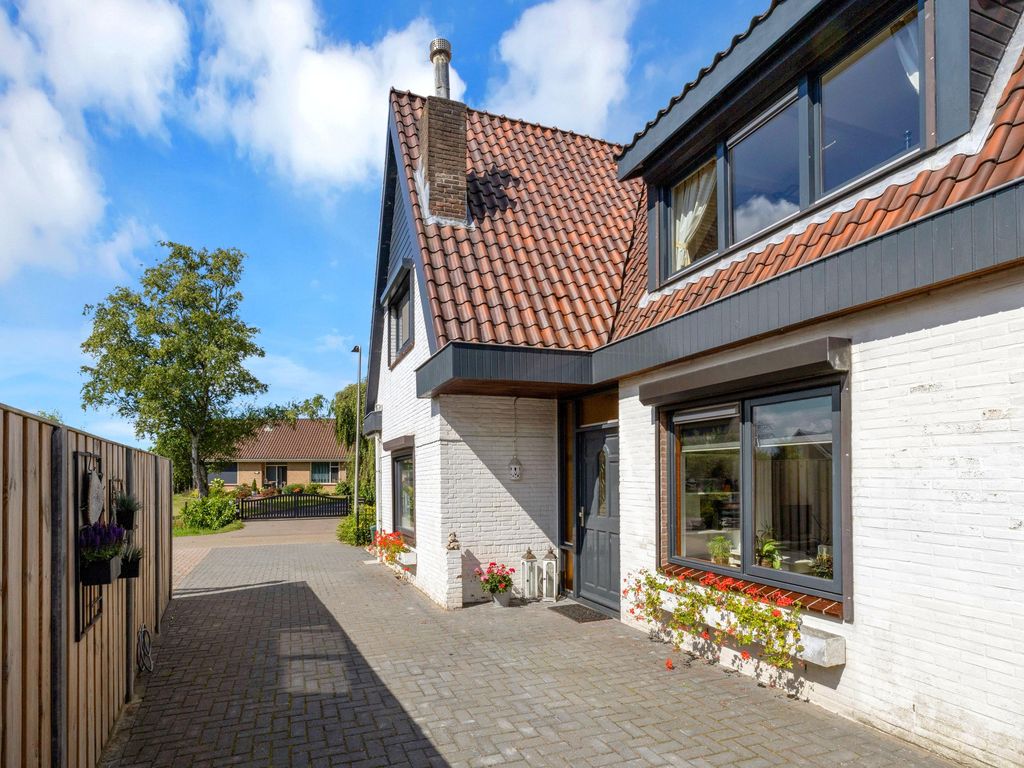 Kloosterweg 35, BRIELLE